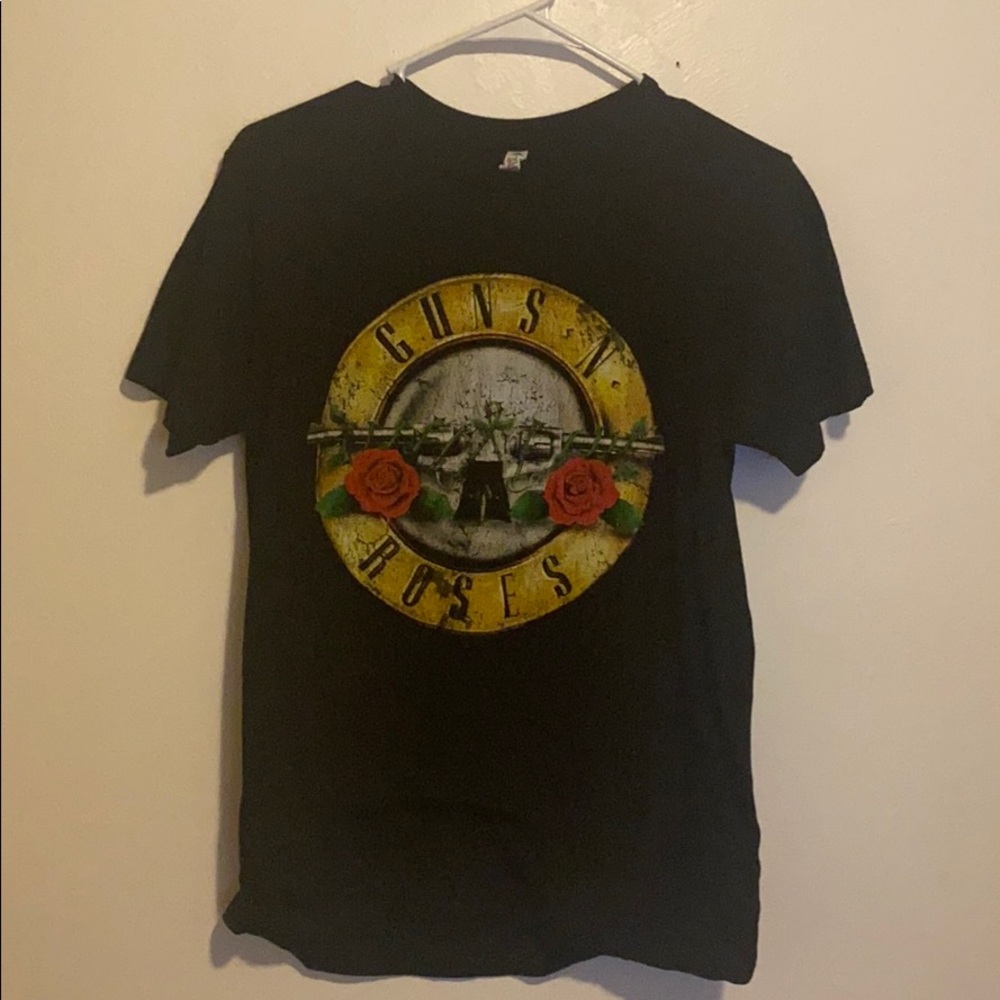 Tee shirt